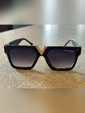 Monogram V-Bridge Sunglasses